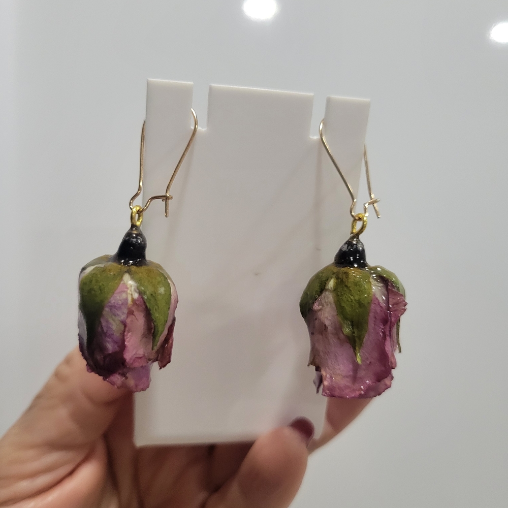 Elegant Floral Drop Earrings